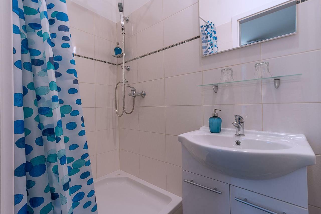Bravo Appartement Zagreb Buitenkant foto