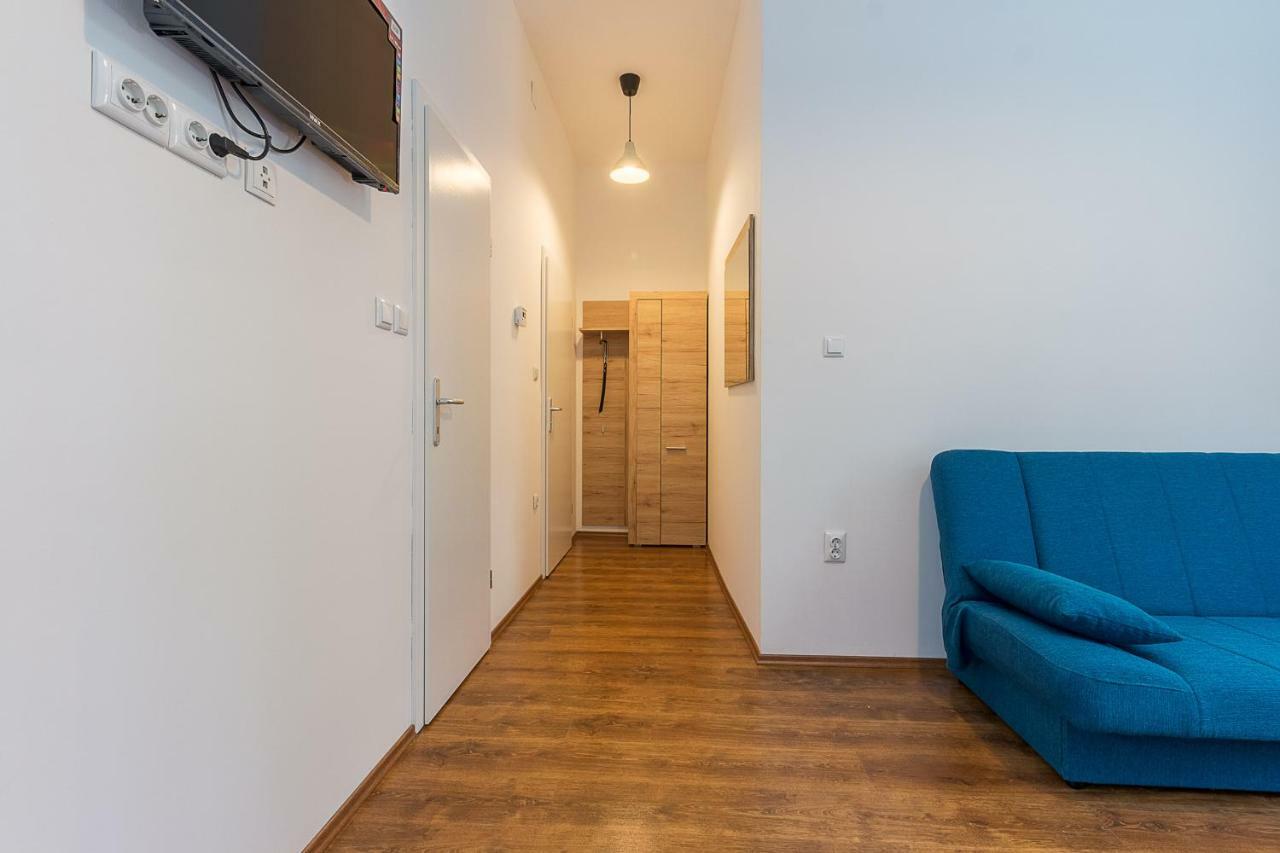 Bravo Appartement Zagreb Buitenkant foto