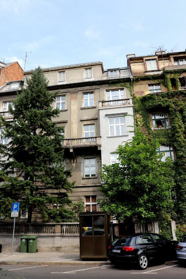 Bravo Appartement Zagreb Buitenkant foto